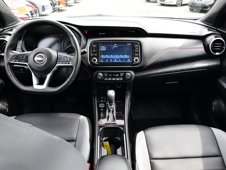 2023 Nissan Kicks SR PREMIUM NISSAN CERTIFIED PRE OWNED-11