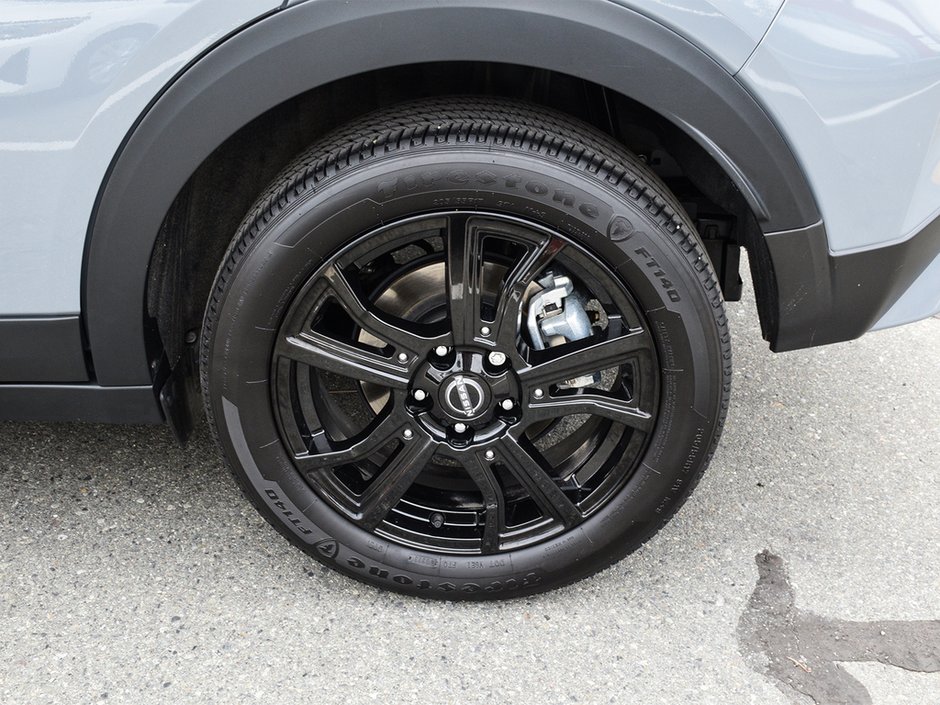 2023 Nissan Kicks SR PREMIUM NISSAN CERTIFIED PRE OWNED-25