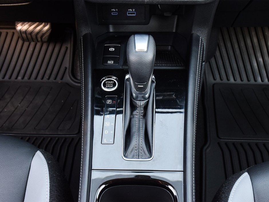 2023 Nissan Kicks SR PREMIUM NISSAN CANADA CERTIFIED-19