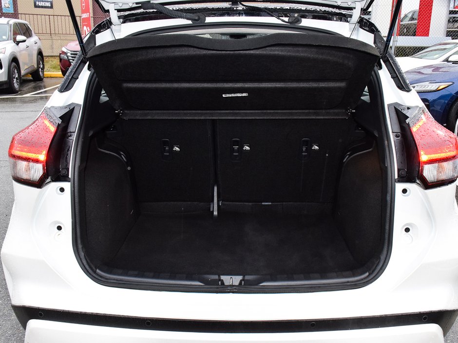 2023 Nissan Kicks SR PREMIUM NISSAN CANADA CERTIFIED-23