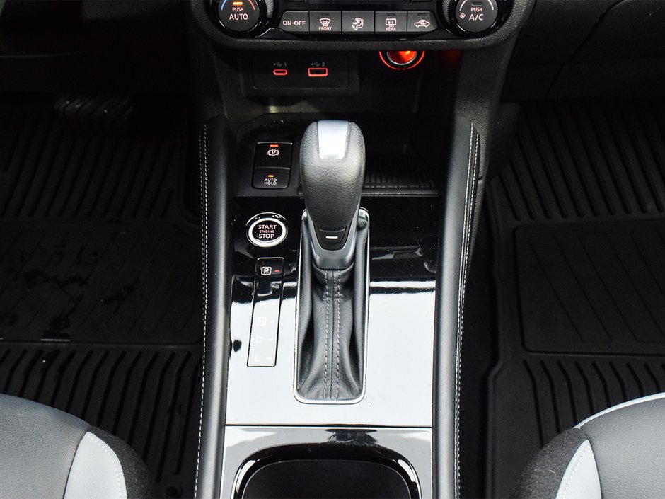 2023 Nissan Kicks SR PREMIUM NISSAN CANADA CERTIFIED-18