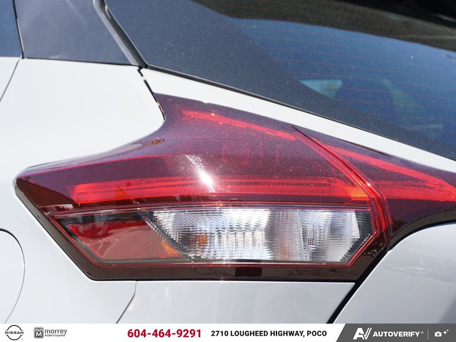 2023 Nissan Kicks SR PREMIUM NISSAN CANADA CERTIFIED-10