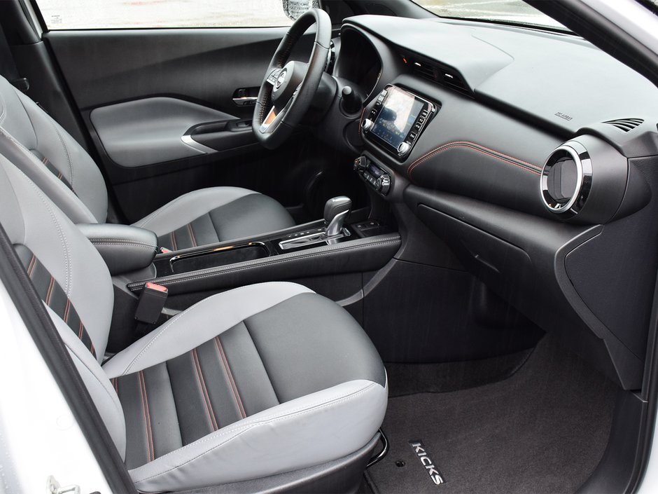 2024 Nissan Kicks SR PREMIUM NISSAN CANADA CERTIFIED-10