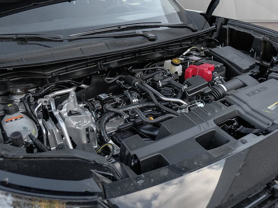 2025 Nissan Kicks SR AWD-5
