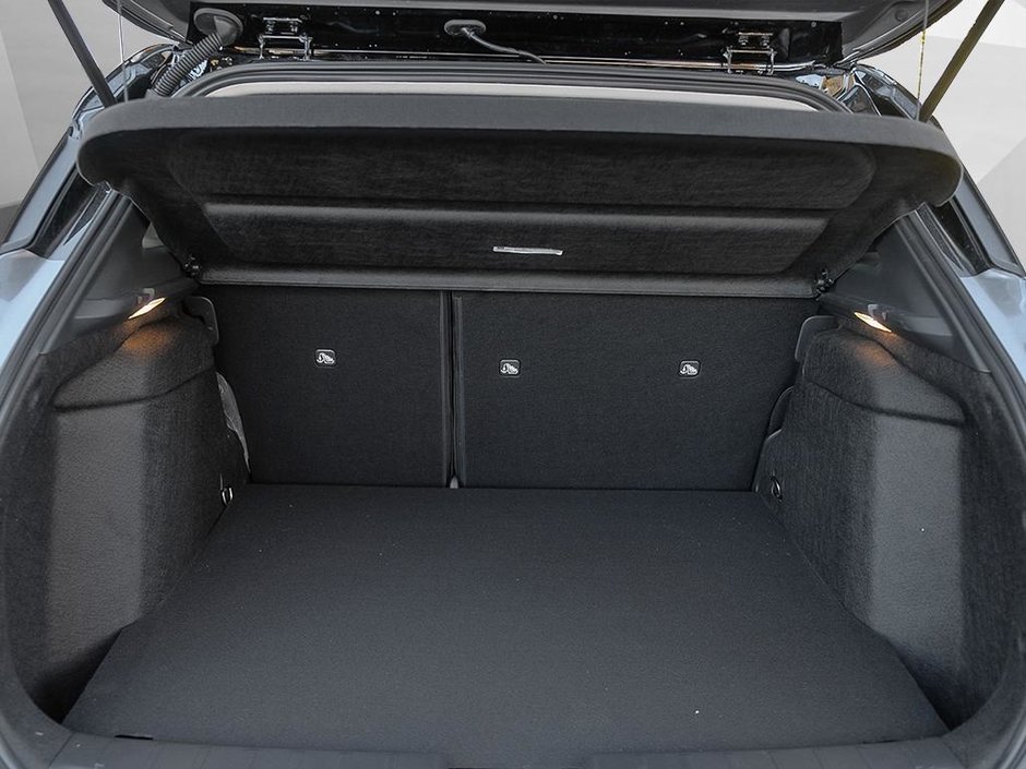 2025 Nissan Kicks SR AWD-6