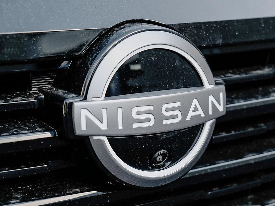 2025 Nissan Kicks SR AWD-8