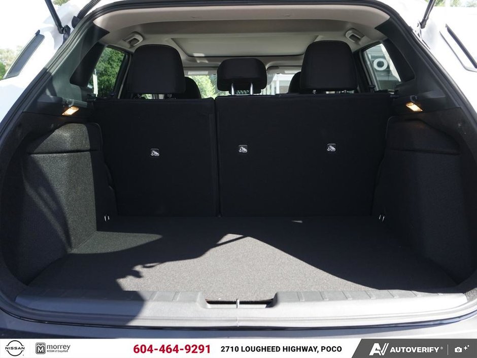 2025 Nissan Kicks SV AWD PREMIUM NISSAN CANADA CERTIFIED PRE OWNED-9