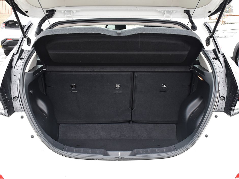 2022 Nissan LEAF SV AWD NISSAN CANADA CERTIFIED PRE OWNED-27