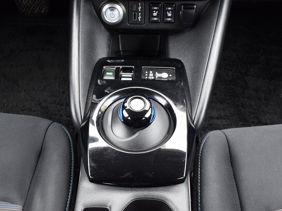 2022 Nissan LEAF SV AWD NISSAN CANADA CERTIFIED PRE OWNED-21