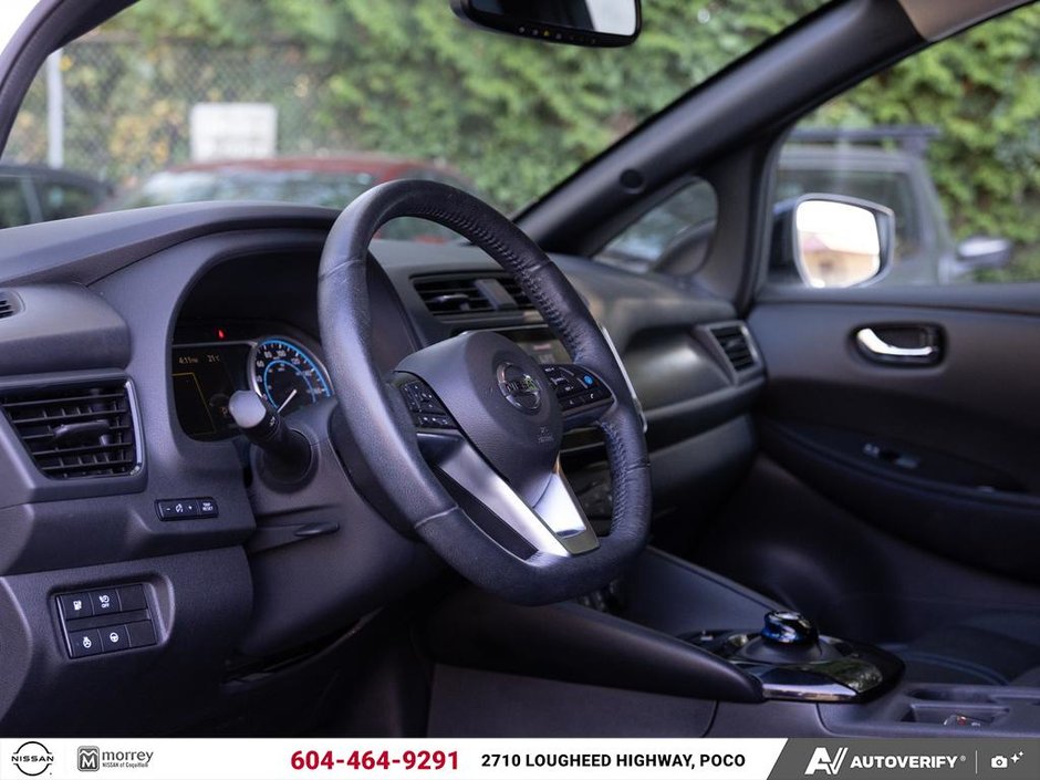 2022 Nissan LEAF SV NISSAN CANADA CERTIFIED PRE OWNED-12