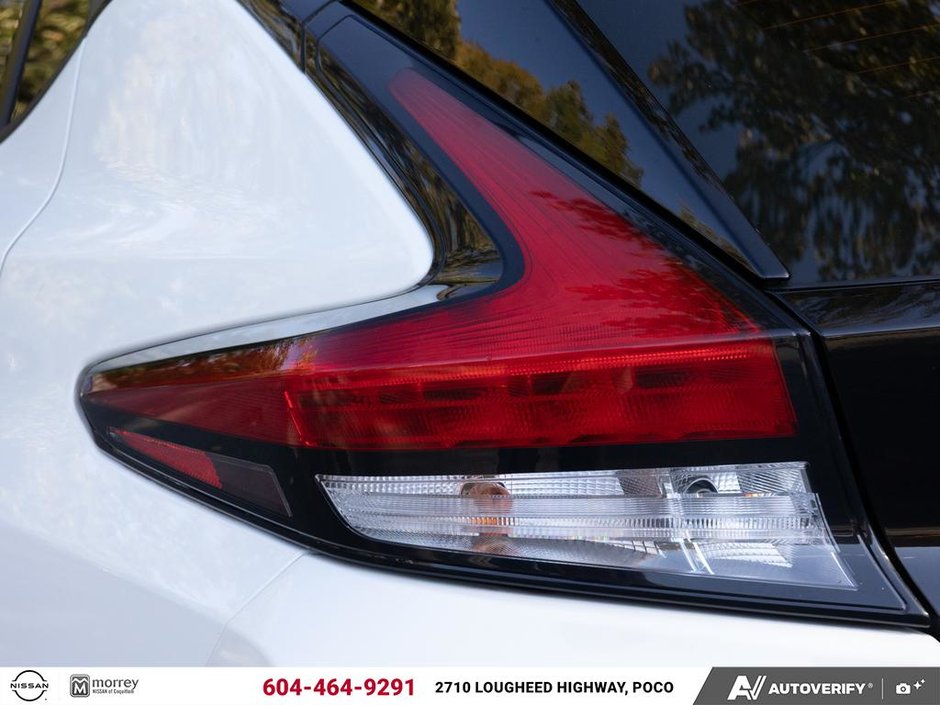 2022 Nissan LEAF SV NISSAN CANADA CERTIFIED PRE OWNED-11