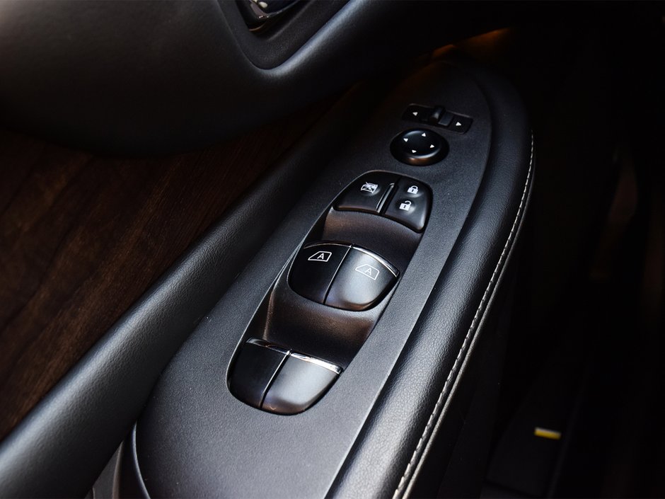 2020 Nissan Murano LIMITED EDITION AWD NISSAN CERTIFIED PRE OWNED-26