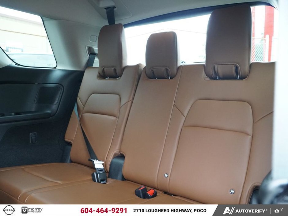 2024 Nissan Pathfinder Platinum-13