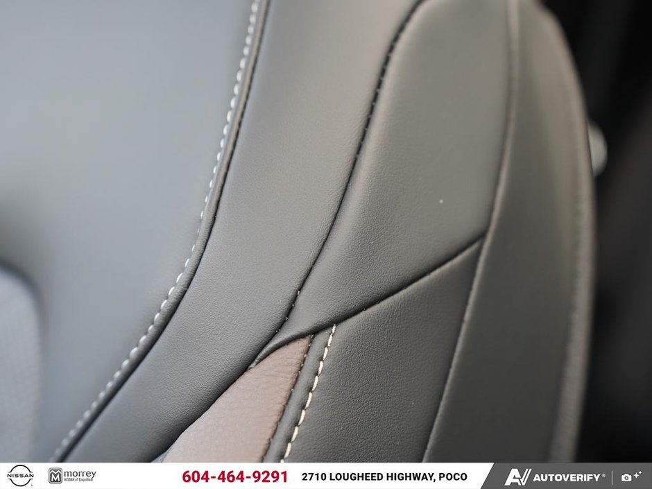 2026 Nissan Pathfinder Platinum Captains Chair-22