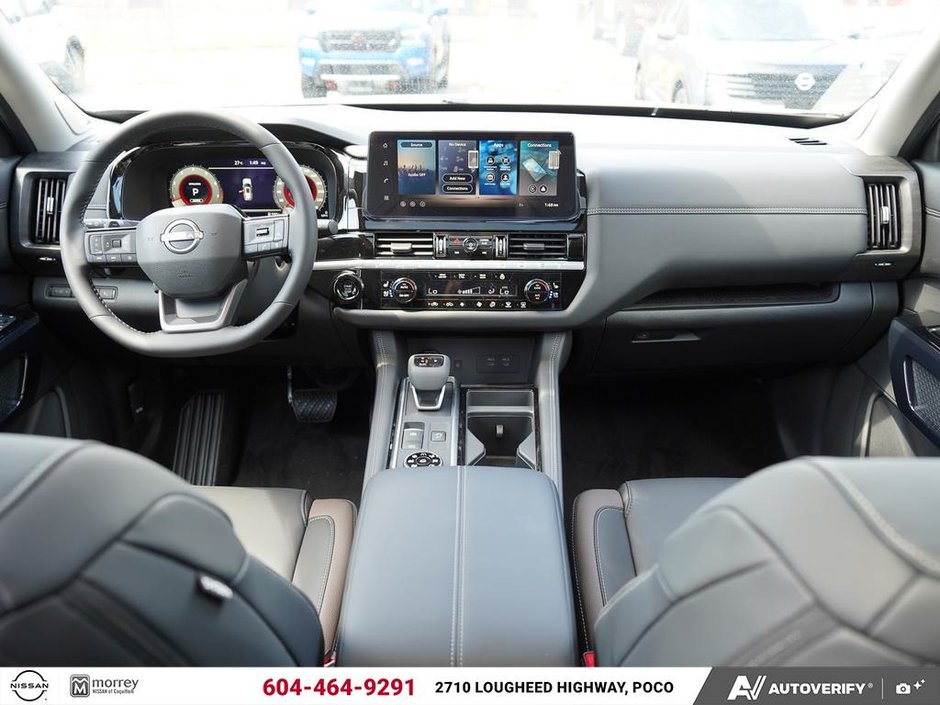 2026 Nissan Pathfinder Platinum Captains Chair-24