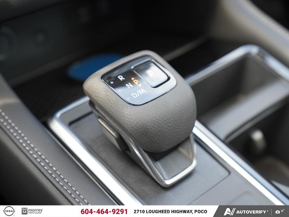 2026 Nissan Pathfinder Platinum Captains Chair-18