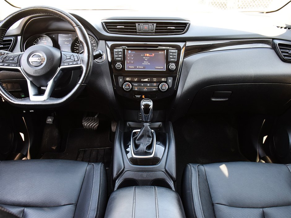 2018 Nissan Qashqai SL AWD NISSAN CERTIFIED PRE OWNED-11