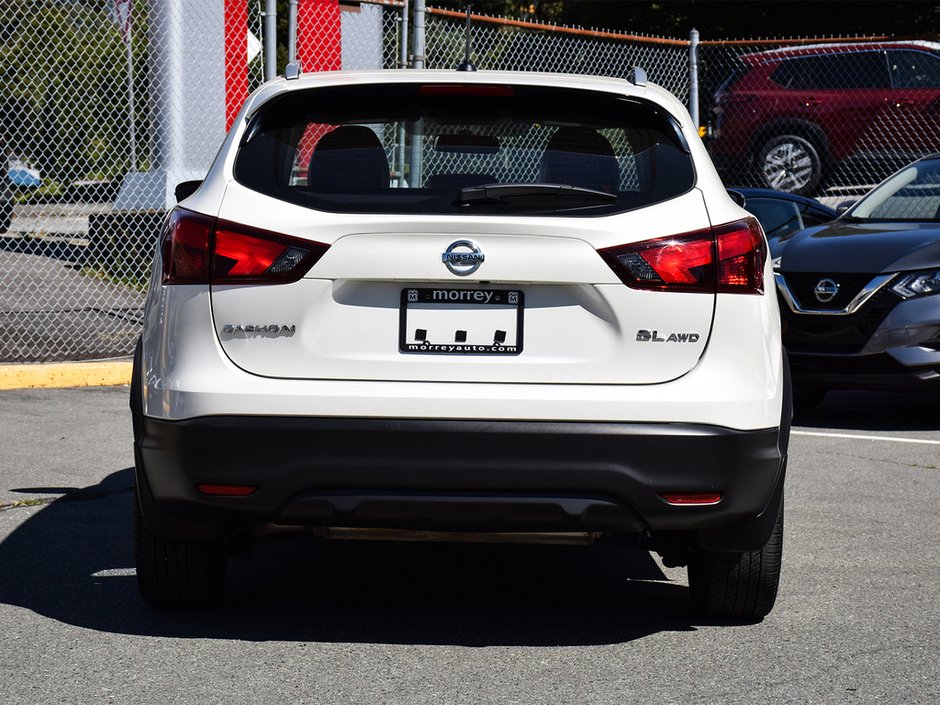 2018 Nissan Qashqai SL AWD NISSAN CERTIFIED PRE OWNED-3