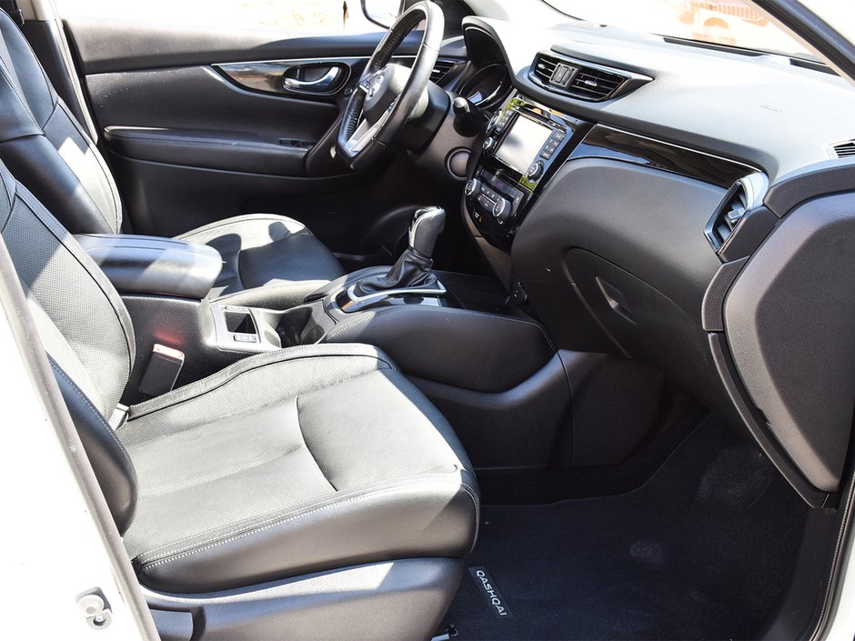 2018 Nissan Qashqai SL AWD NISSAN CERTIFIED PRE OWNED-10