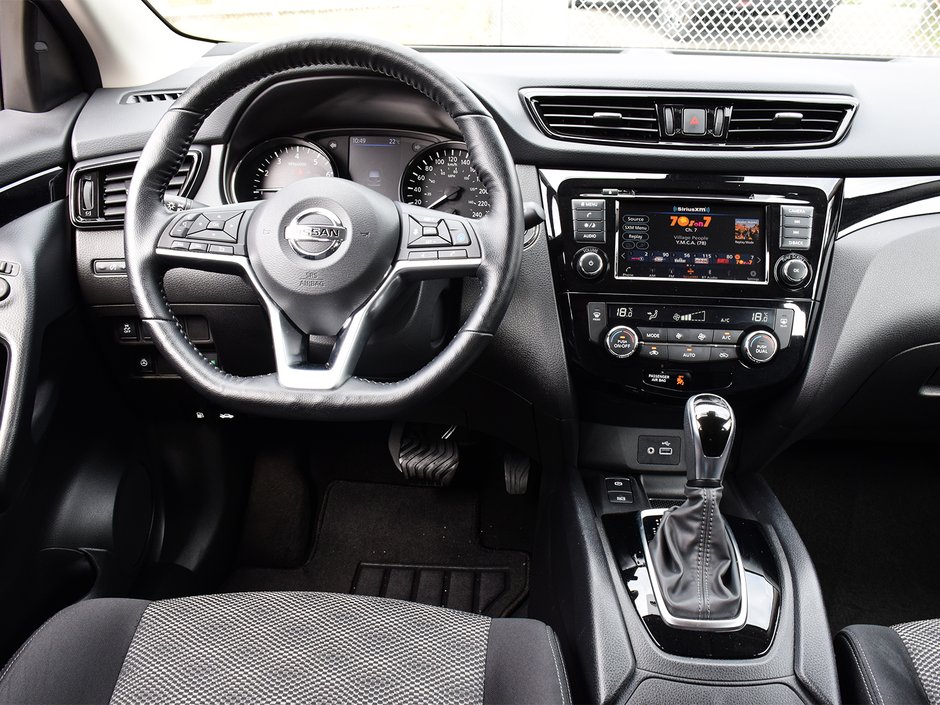 2021 Nissan Qashqai SV NISSAN CERTIFIED PRE OWNED-15