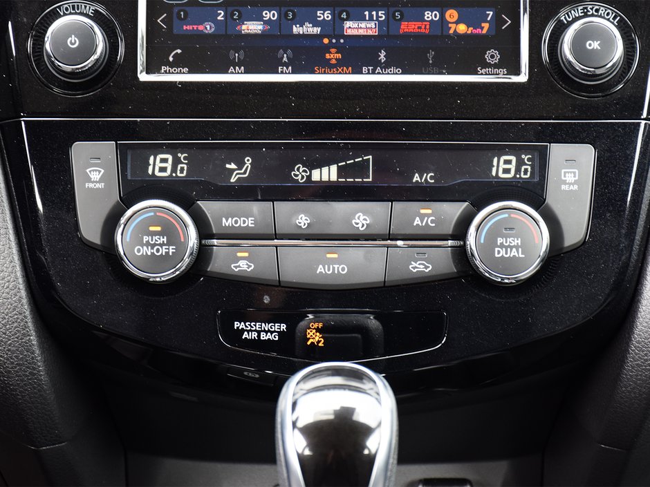 2021 Nissan Qashqai SV NISSAN CERTIFIED PRE OWNED-18