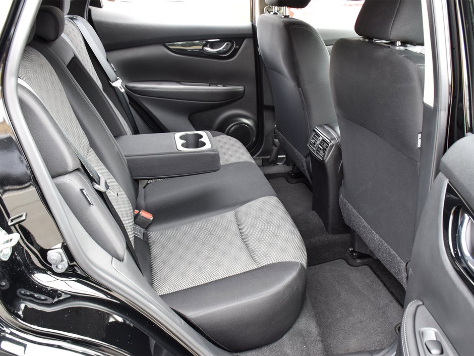 2021 Nissan Qashqai SV NISSAN CERTIFIED PRE OWNED-21