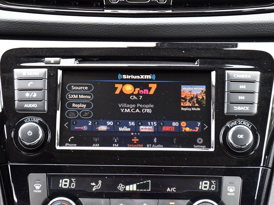 2021 Nissan Qashqai SV NISSAN CERTIFIED PRE OWNED-17