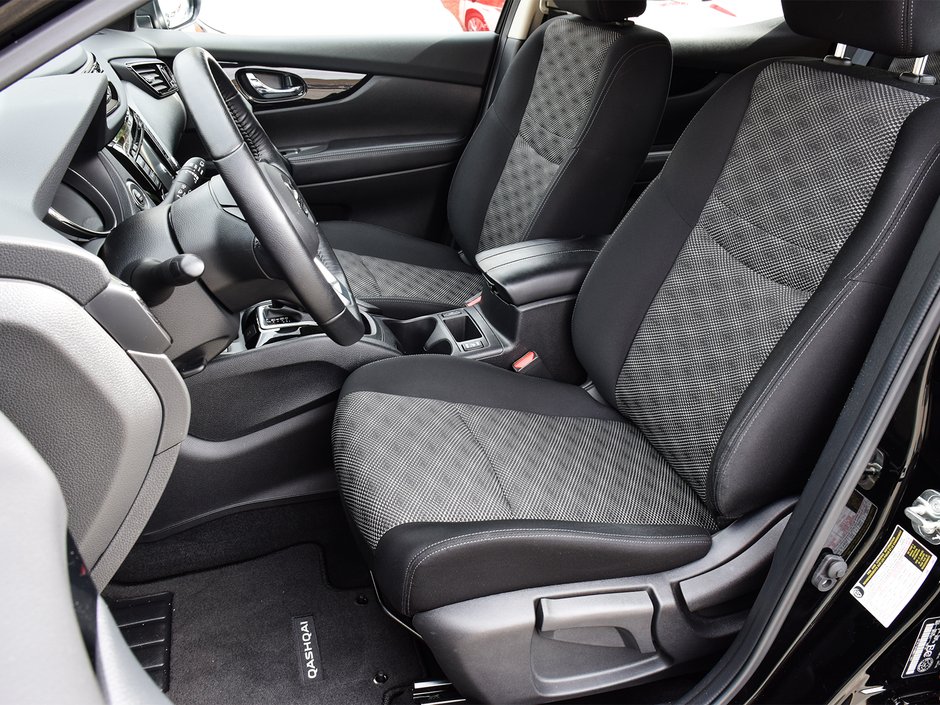 2021 Nissan Qashqai SV NISSAN CERTIFIED PRE OWNED-9