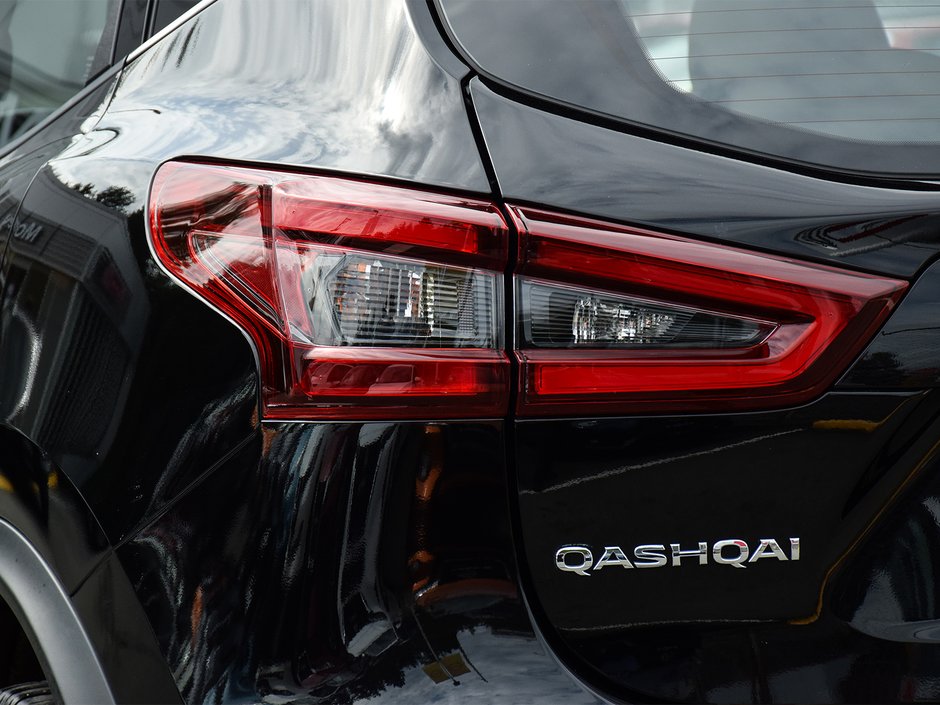 2021 Nissan Qashqai SV NISSAN CERTIFIED PRE OWNED-30