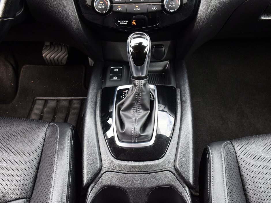 2021 Nissan Qashqai SL PLATINUM AWD NISSAN CERTIFIED PRE OWNED-21