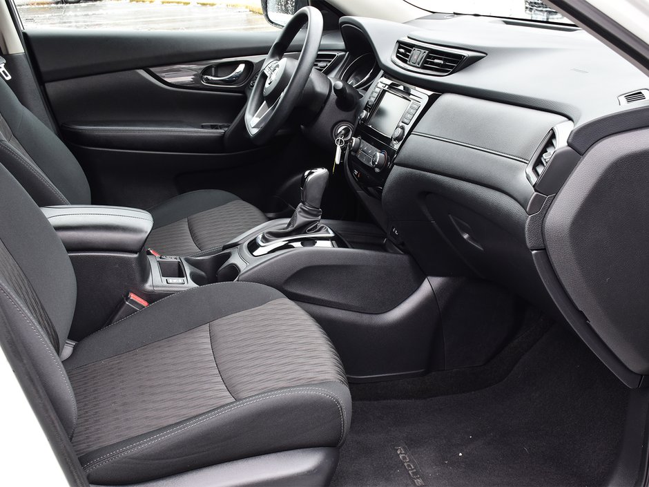 2018 Nissan Rogue S AWD MORREY CERTIFIED PRE OWNED-9