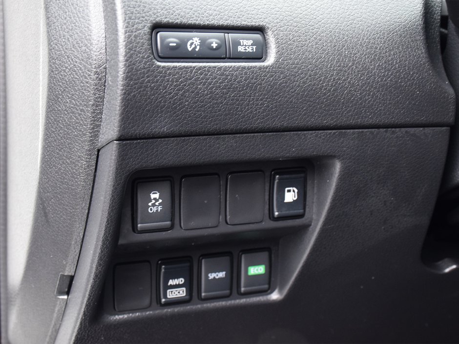 2018 Nissan Rogue S AWD MORREY CERTIFIED PRE OWNED-15