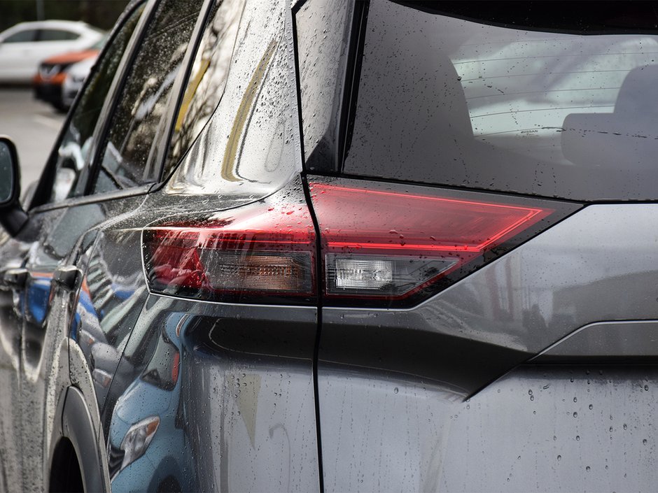 2021 Nissan Rogue S NISSAN CANADA CERTIFIED PRE OWNED-27