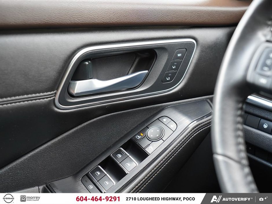 2021 Nissan Rogue PLATINUM AWD NISSAN CANADA CERTIFIED PRE OWNED-16