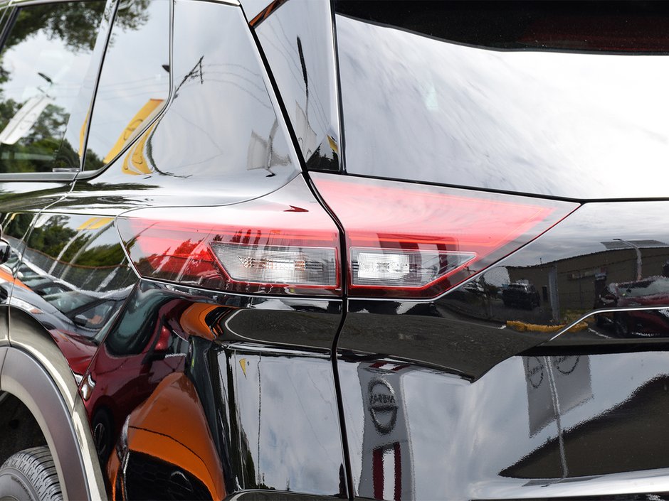 2022 Nissan Rogue PLATINUM AWD NISSAN CERTIFIED PRE OWNED-28