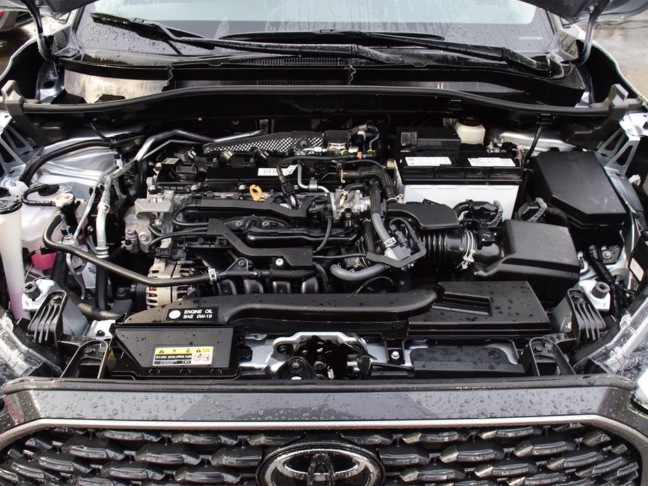 2022 Toyota Corolla Cross XLE AWD-27