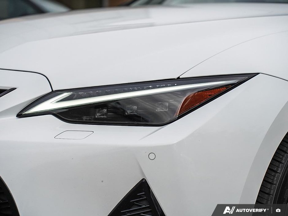 2022 Lexus IS 350 // F SPORT 3 AWD-9