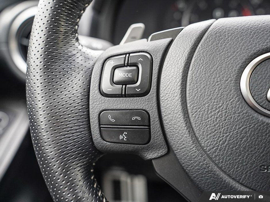 2022 Lexus IS 350 // F SPORT 3 AWD-17