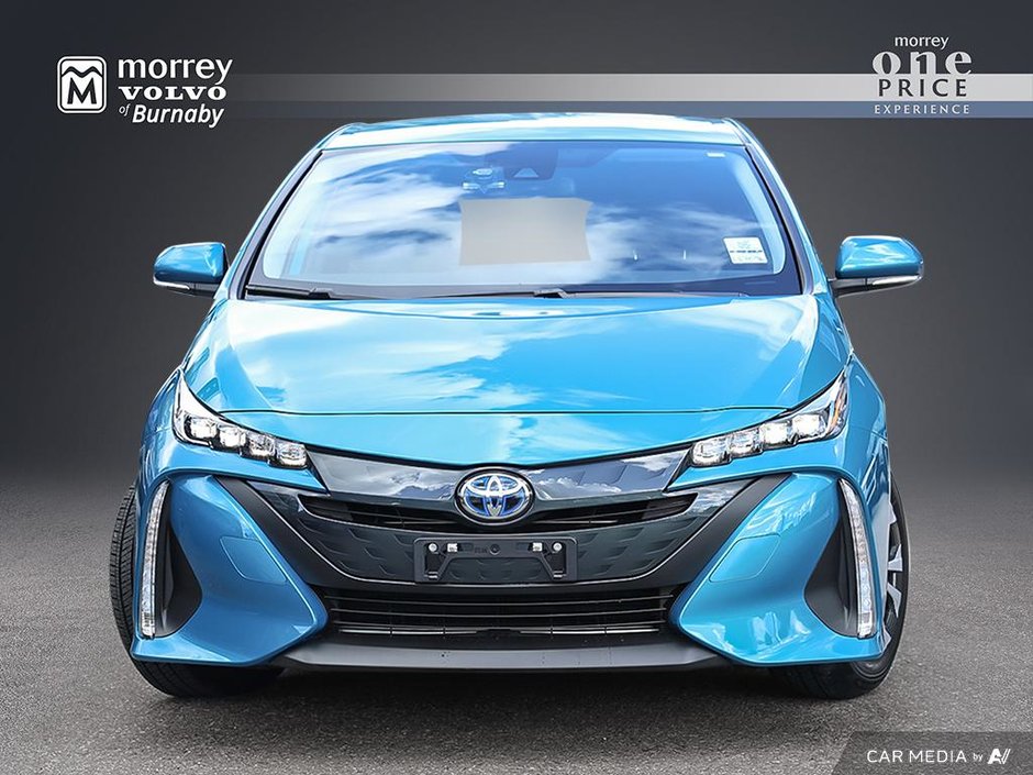 2022 Toyota PRIUS PRIME LE-1