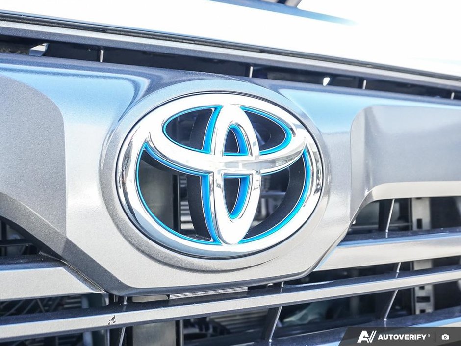 2022 Toyota Tundra Limited Hybrid | No Accidents-8