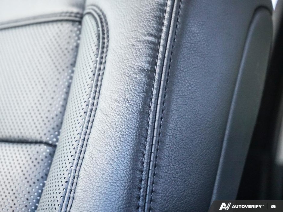 2022 Toyota Tundra Limited Hybrid | No Accidents-27