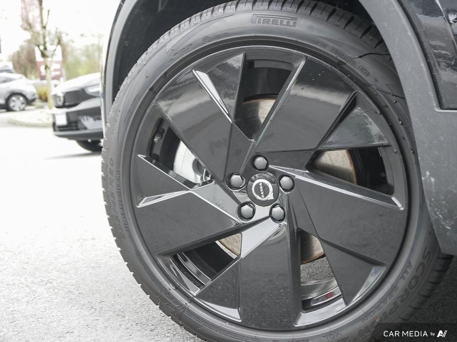 2025 Volvo EC40 TWIN Ultra Black Edition-5