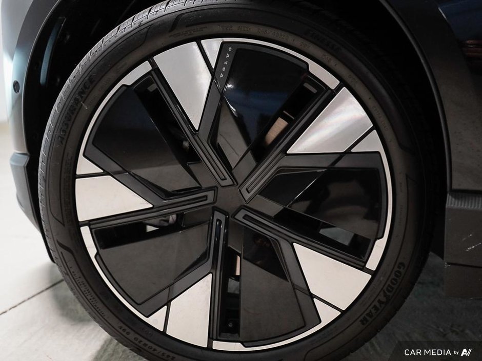2025 Volvo EX30 Ultra-5