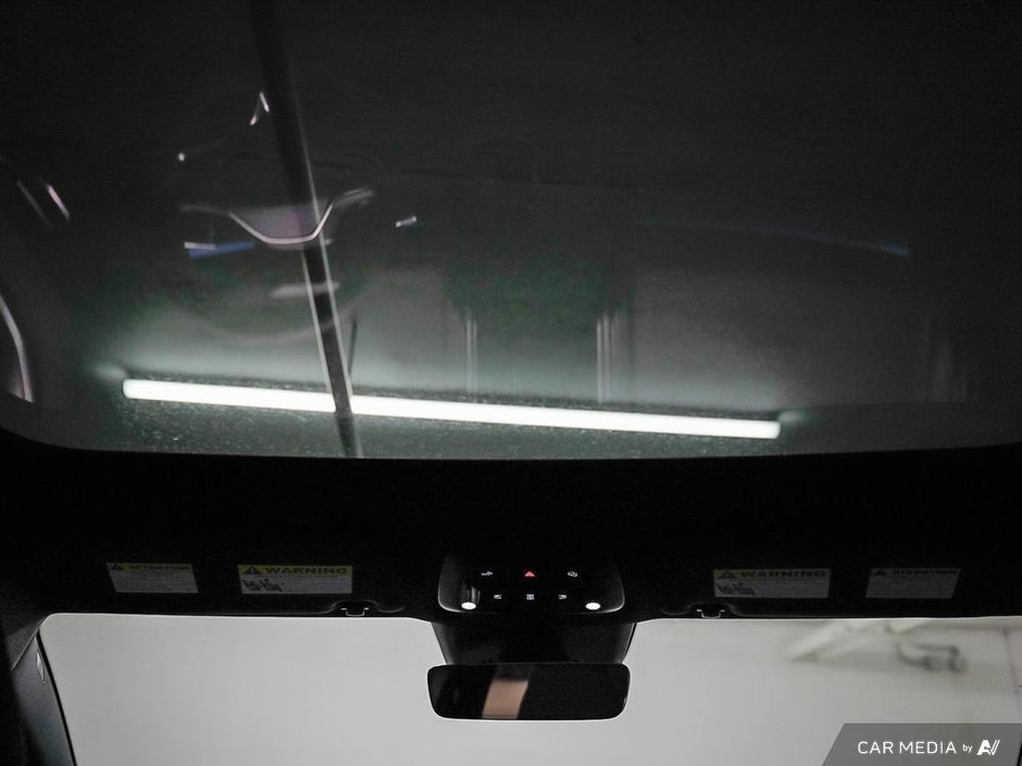 2025 Volvo EX30 Ultra-25