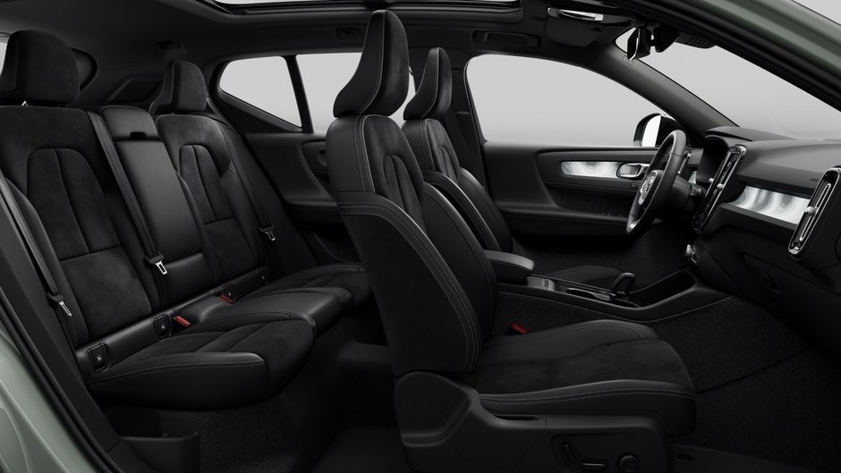 2025 Volvo EX40 TWIN Ultra-10