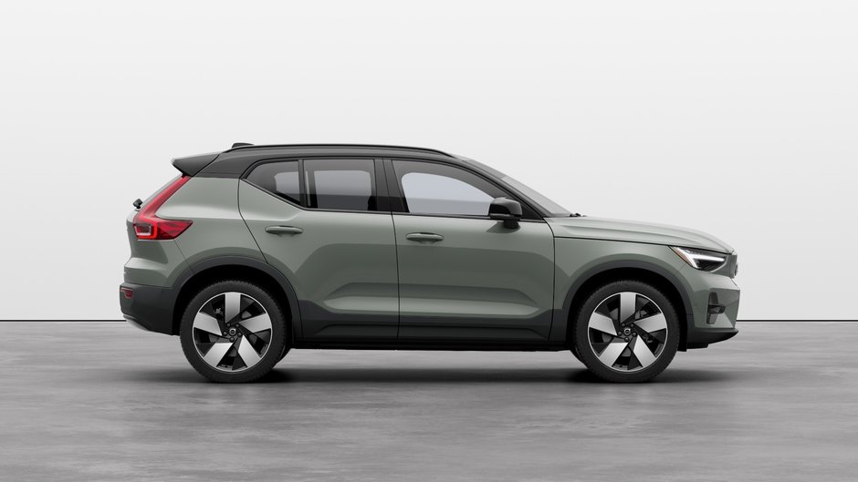 2025 Volvo EX40 TWIN Ultra-4