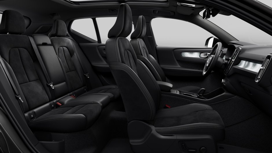 2025 Volvo EX40 TWIN Ultra-10