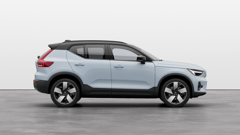 2025 Volvo EX40 Ultra-4