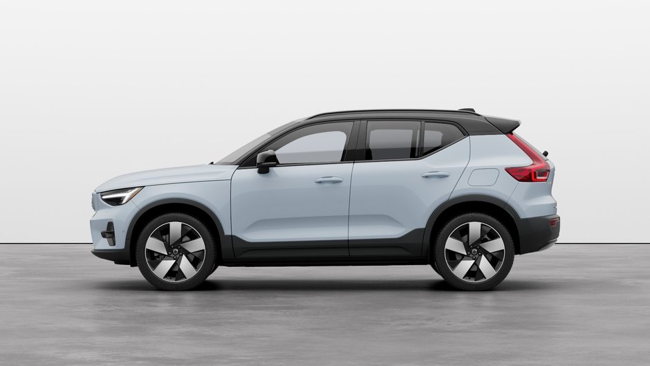 2025 Volvo EX40 Ultra-5