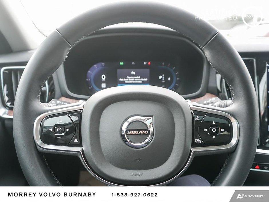 2024 Volvo V60 Cross Country AWD PLUS MODEL + NO ACCIDENTS-16